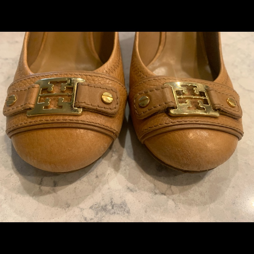 Tory Burch cork wedge (2.5” heel height) Size 7.5